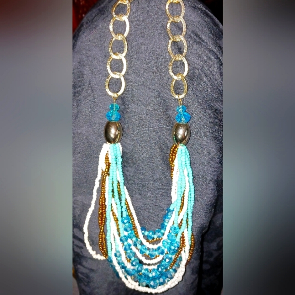 Terquoise, copper & white multi strand gold tone necklace